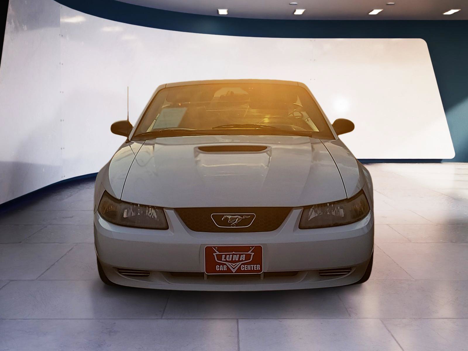 Used 2002 Ford Mustang Convertible RWD image 8