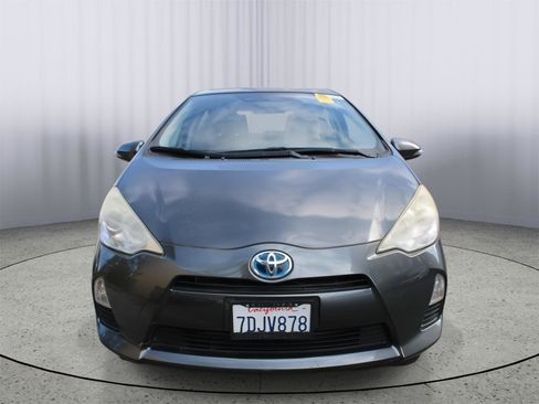 Used 2013 Toyota Prius C Two image 2