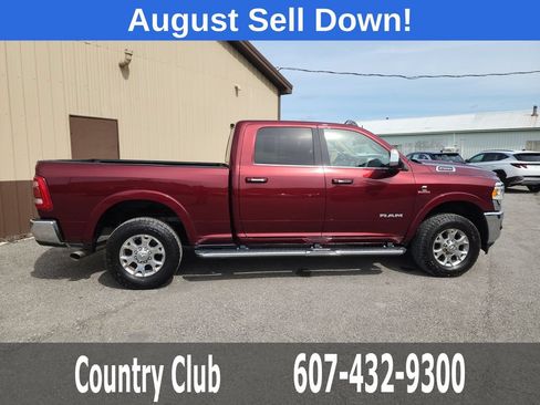 Used 2022 RAM 2500 Laramie AWD/4WD image 9
