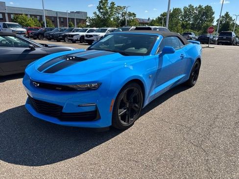 Certified 2023 Chevrolet Camaro SS RWD image 1