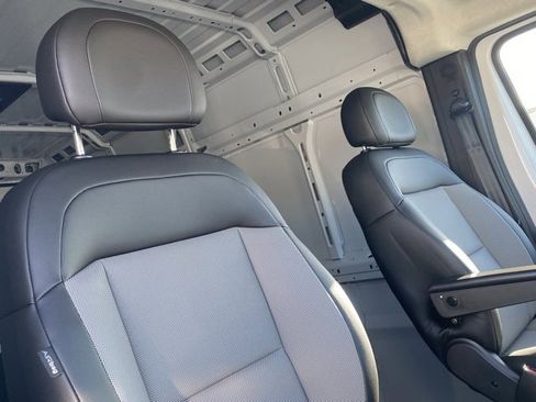 New 2026 RAM ProMaster 2500 w/ Convenience Group image 36