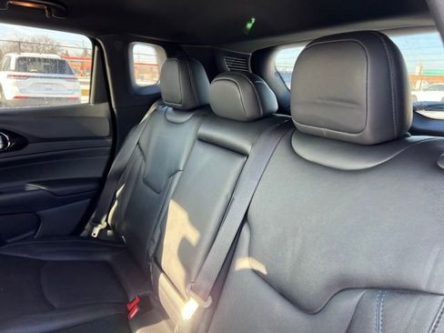 Used 2026 Jeep Compass Limited image 10