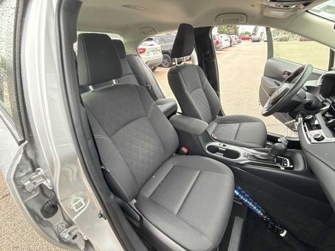 Used 2024 Toyota Corolla LE FWD image 25
