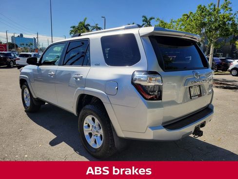 Used 2019 Toyota 4Runner SR5 image 6