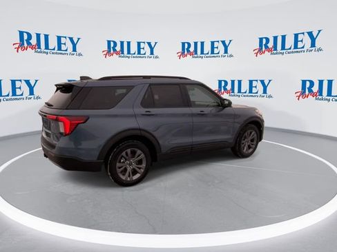 New 2026 Ford Explorer Active w/ Active Comfort Package image 8