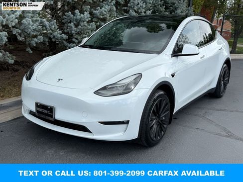 Used 2023 Tesla Model Y Long Range AWD/4WD image 3