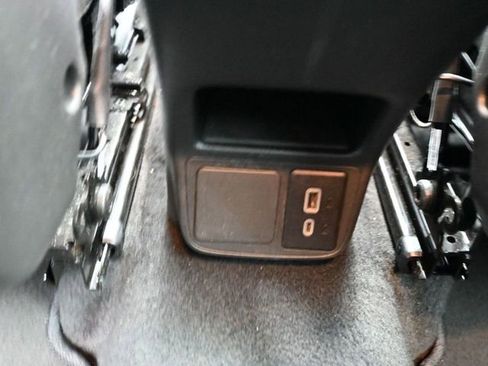 Used 2025 Buick Encore GX Preferred image 37