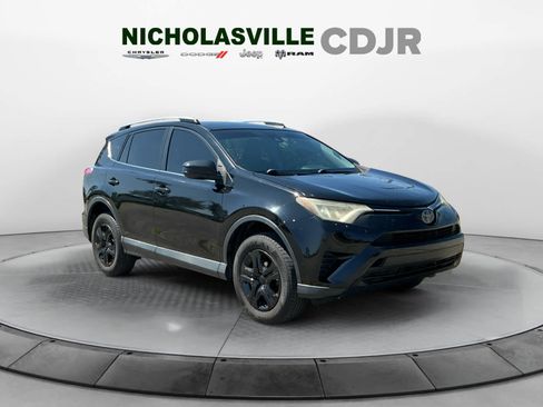Used 2017 Toyota RAV4 LE w/ All Weather Liner Package AWD/4WD image 7