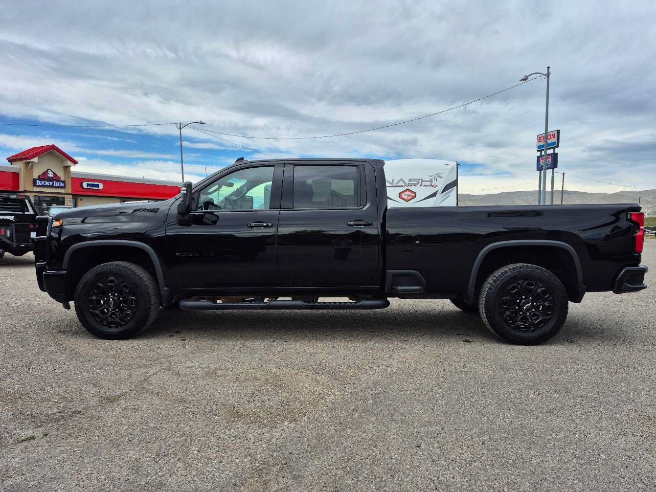 Used 2024 Chevrolet Silverado 2500 LTZ w/ LTZ Plus Package AWD/4WD image 10