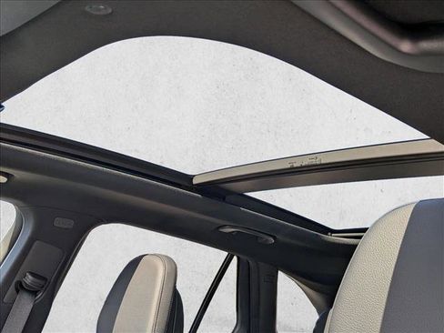 New 2026 Mercedes-Benz GLC 300 4MATIC image 16