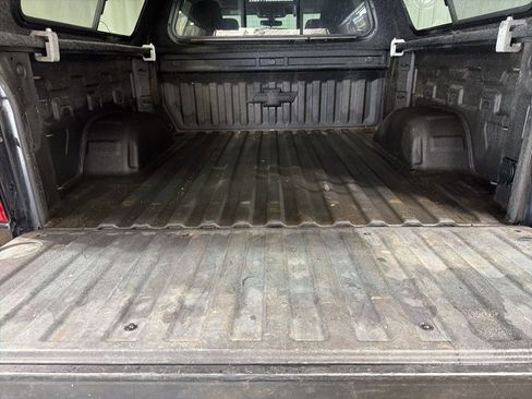 Used 2020 Chevrolet Silverado 1500 LT w/ All-Star Edition image 8