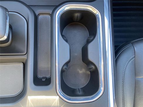 Used 2024 Chevrolet Silverado 1500 LTZ w/ LTZ Convenience Package II image 18