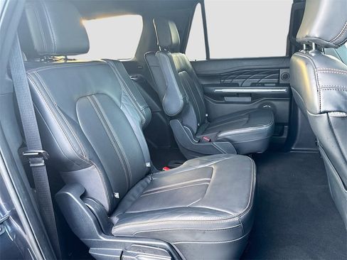 Used 2024 Ford Expedition Max Platinum image 30