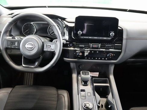 New 2025 Nissan Pathfinder Rock Creek image 14