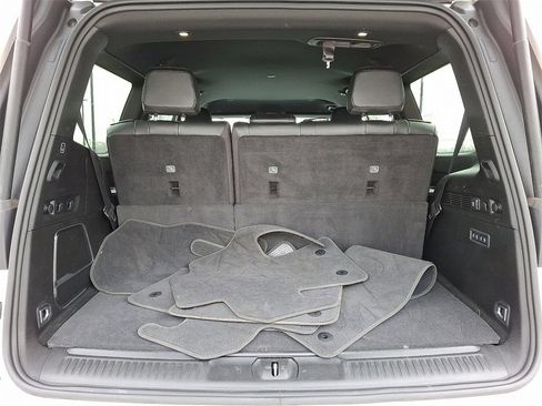 Used 2023 Jeep Wagoneer Series III w/ Preferred Equipment Group image 31