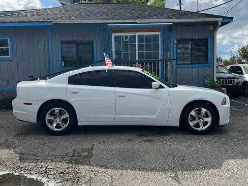 Used 2012 Dodge Charger Police RWD image 5