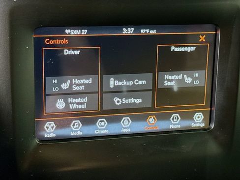 Used 2021 Jeep Cherokee Latitude Plus AWD/4WD image 11