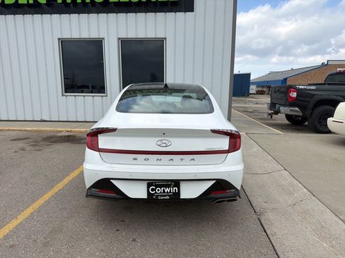 Used 2020 Hyundai Sonata Limited FWD image 4