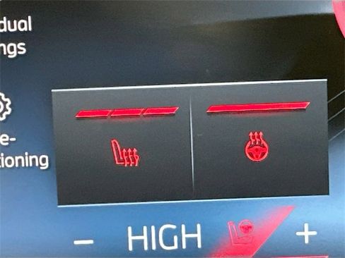 Used 2025 BMW 330i xDrive Sedan image 18