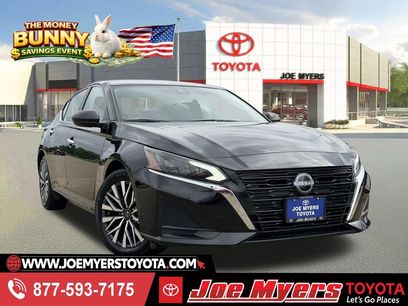 Used 2025 Nissan Altima 2.5 SV