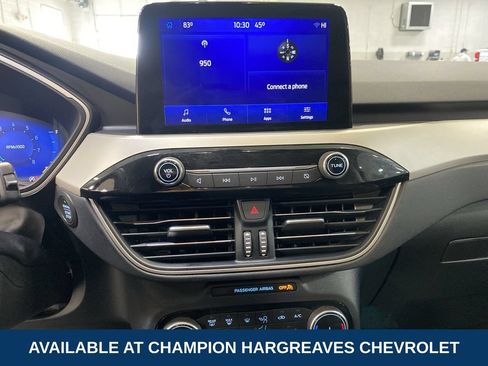 Used 2022 Ford Escape SEL w/ Technology Package AWD/4WD image 18
