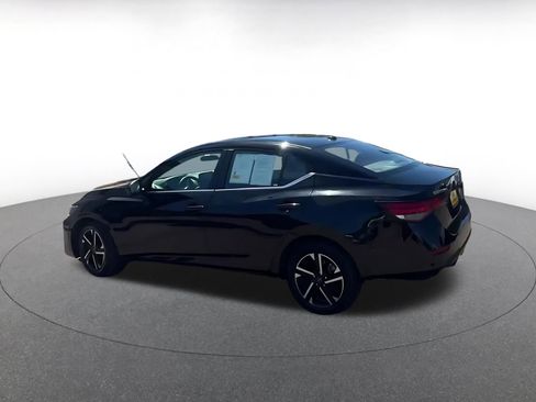 Used 2025 Nissan Sentra SV image 11