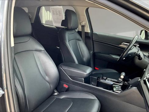 Certified 2023 Kia Sportage EX AWD/4WD image 27