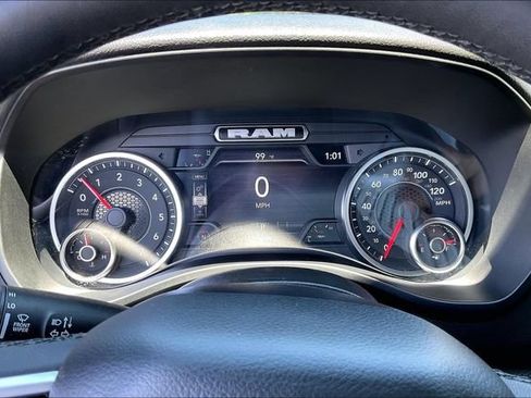 Used 2025 RAM 1500 Big Horn AWD/4WD image 10