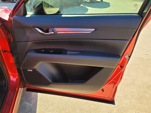 New 2025 MAZDA CX-5 AWD 2.5 S w/ Premium Plus Pkg image 7