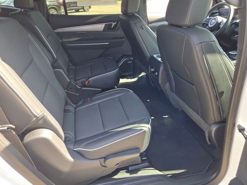 New 2026 Buick Enclave Preferred image 11