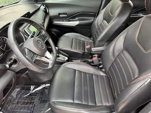 Used 2020 Nissan Kicks SR w/ SR Premium Package image 11