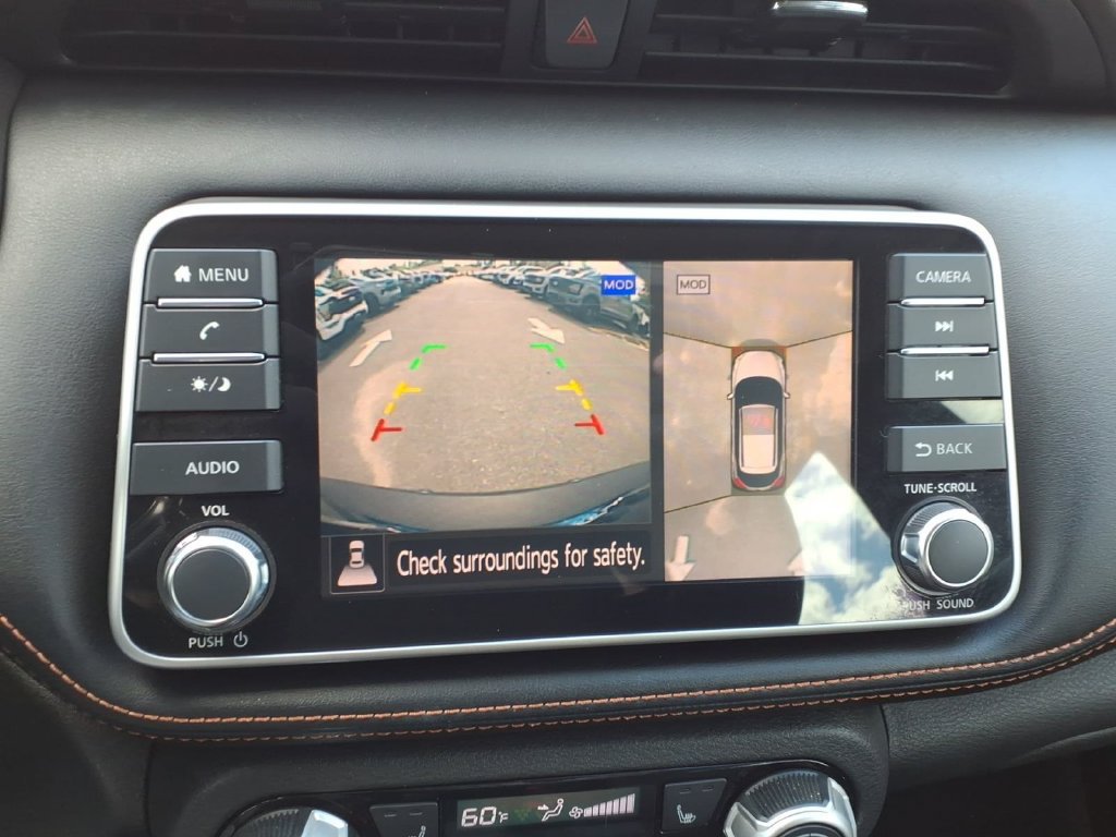 Used 2020 Nissan Kicks SR w/ SR Premium Package FWD image 30