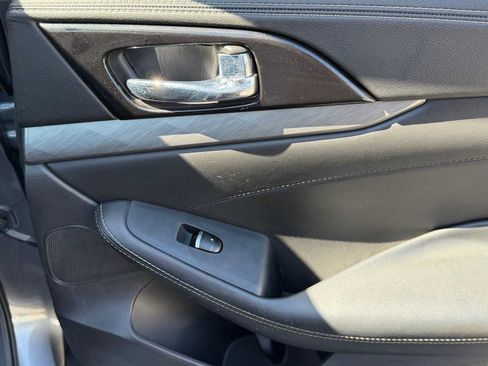 Used 2017 Nissan Maxima 3.5 SV FWD image 27