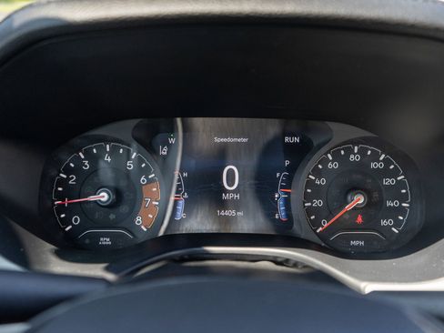 Used 2023 Jeep Compass Limited w/ Sun and Sound Group AWD/4WD image 11