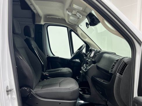 Used 2023 RAM ProMaster 2500 FWD image 29