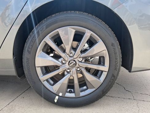 New 2026 Nissan Sentra SL w/ Floor Mat Package FWD image 34