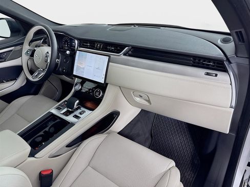 New 2026 Jaguar F-PACE R-Dynamic S AWD/4WD image 31