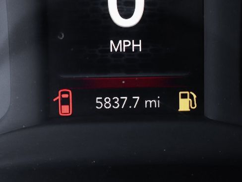 Used 2024 RAM 2500 Tradesman w/ Chrome Appearance Group image 24