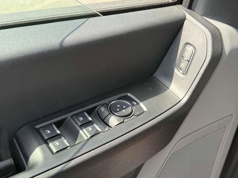 New 2025 Ford F350 XL w/ XL Chrome Package image 18