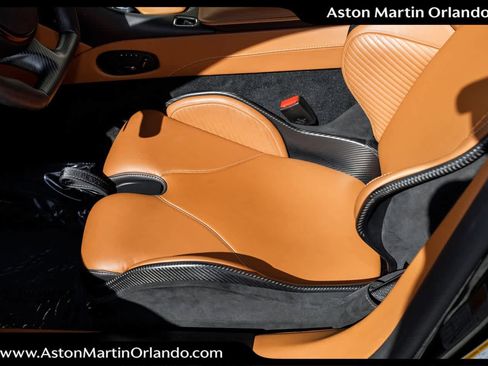 Used 2023 Aston Martin DBS Coupe image 55