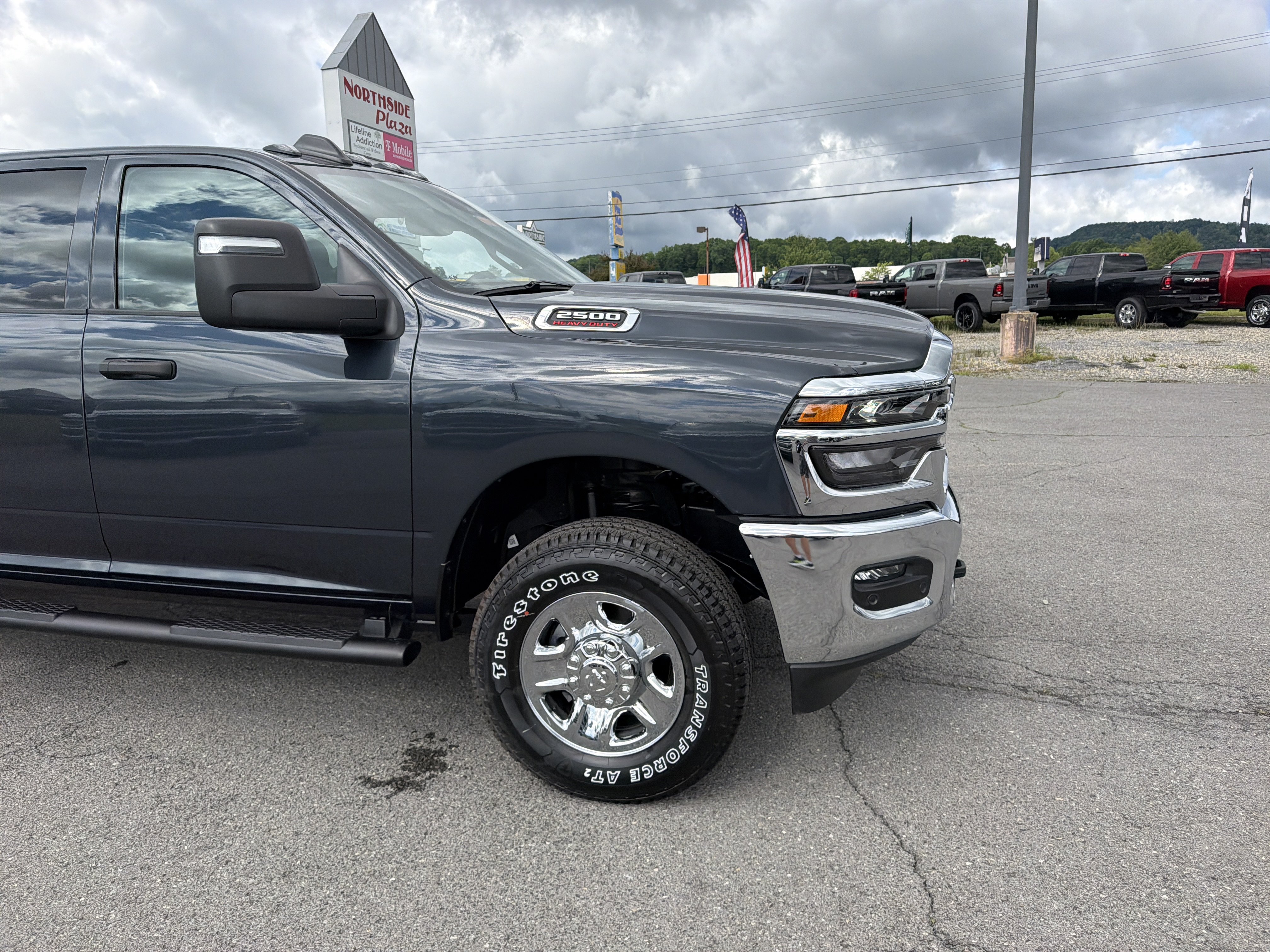 New 2026 RAM 2500 Tradesman AWD/4WD image 4