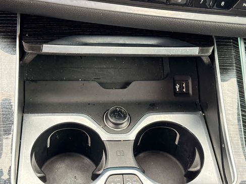 Used 2022 BMW X7 xDrive40i w/ M Sport Package image 28