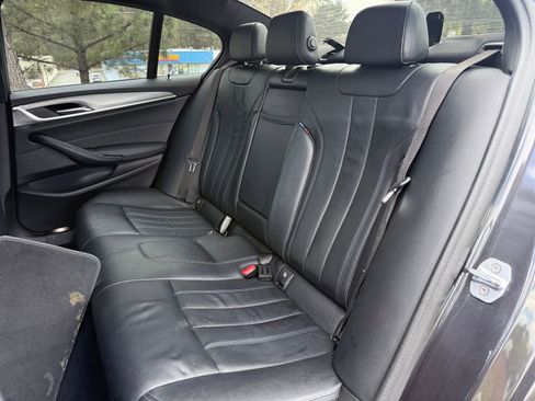 Used 2019 BMW 540i w/ M Sport Package image 42
