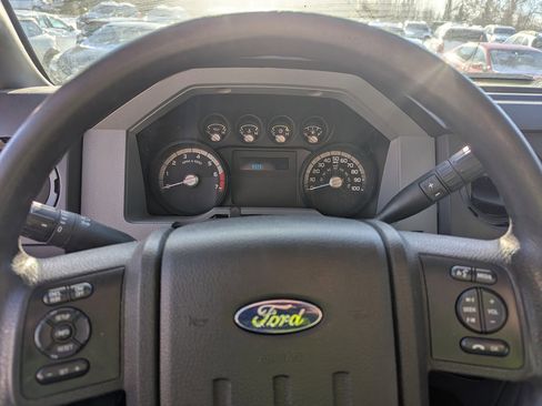 Used 2016 Ford F250 XL w/ Power Equipment Group image 17