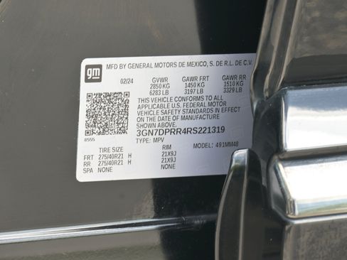 Used 2024 Chevrolet Equinox EV RS AWD/4WD image 35