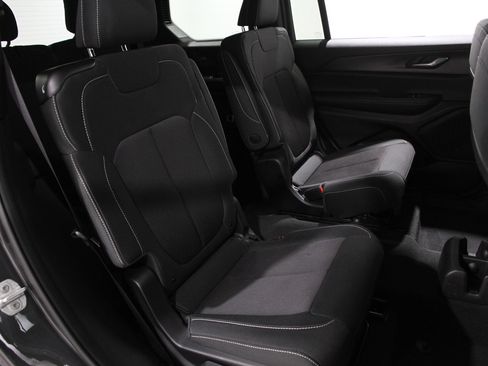 Used 2024 Jeep Grand Cherokee L Laredo w/ Luxury Tech Group I image 18