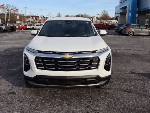 New 2026 Chevrolet Equinox LT w/ Convenience Package II image 25