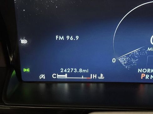 Used 2024 Lincoln Navigator L Reserve image 6