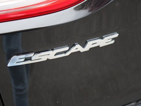 Used 2013 Ford Escape SEL AWD/4WD image 10