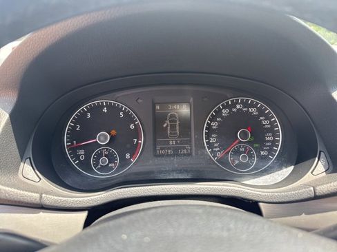 Used 2014 Volkswagen Passat 1.8T SE image 20